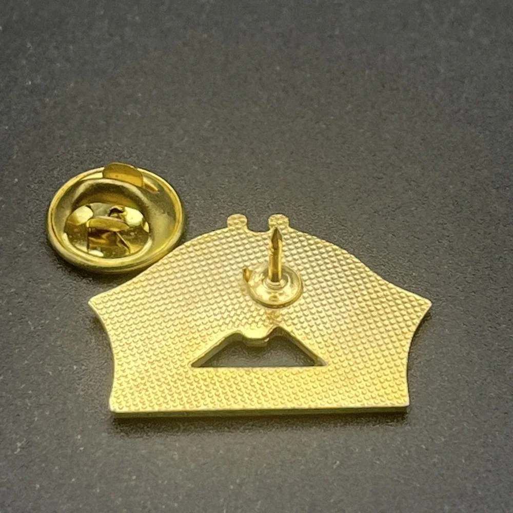 Blood Donor Red Cross‎ American Flag Lapel Hat Pin